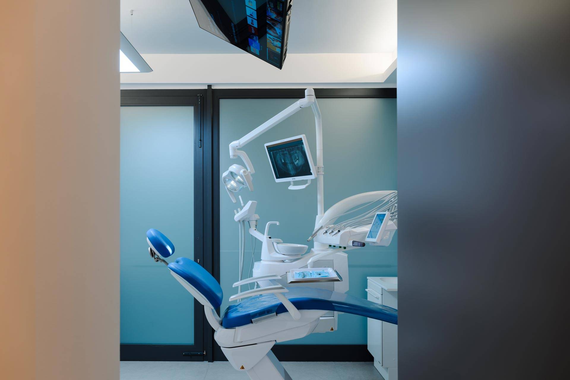 Medical-san-giorgio-dentista-cantu-manifesto-9